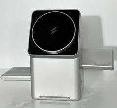 Qi2 Protocol Magnetic Touch Rotating Wireless Charger